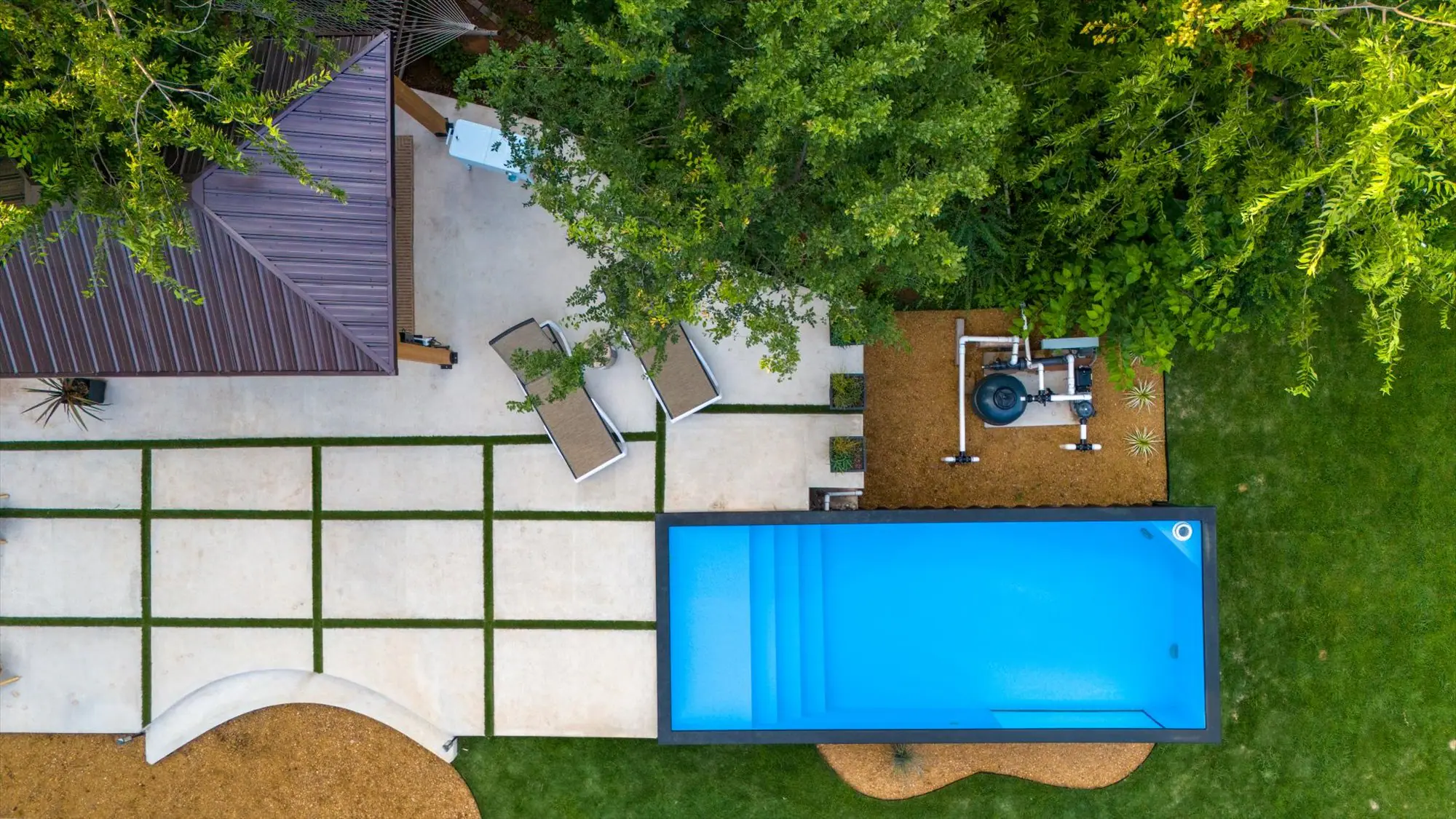 Container pool Oklahoma - landscape integration