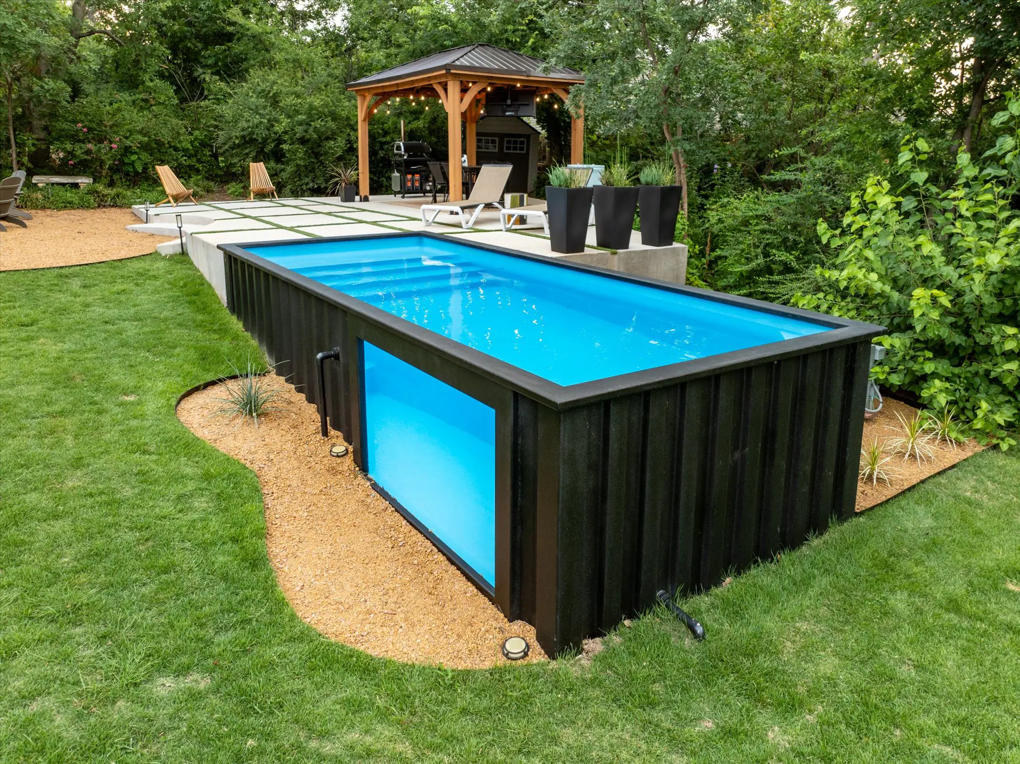 Container pool Oklahoma - backyard resort feel