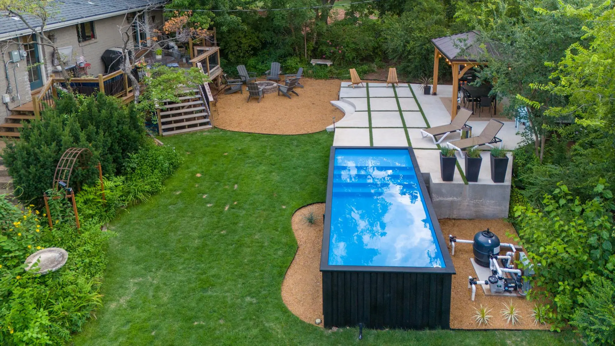 Container pool Oklahoma - final landscape shot