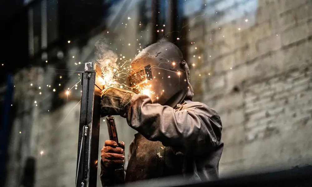 Ecopool Factory Welder Building Large Pool Panels