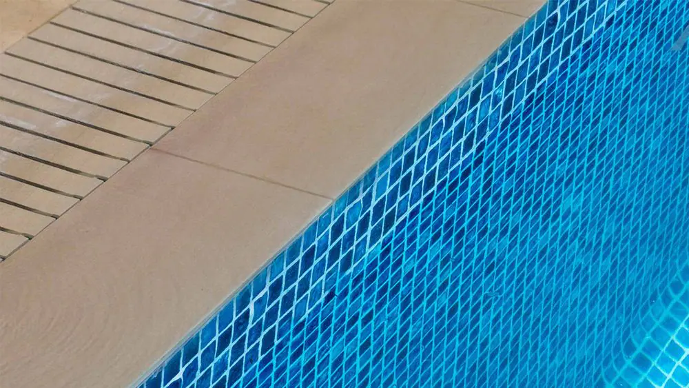 Zycore blue 3d tile container pool interior