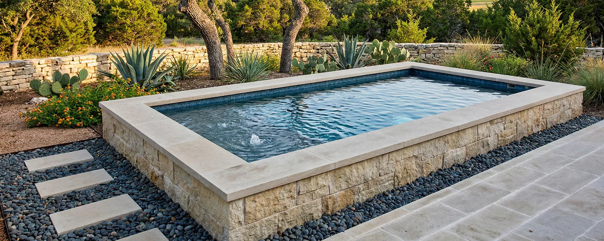 Small Canvas S-Series plunge pool